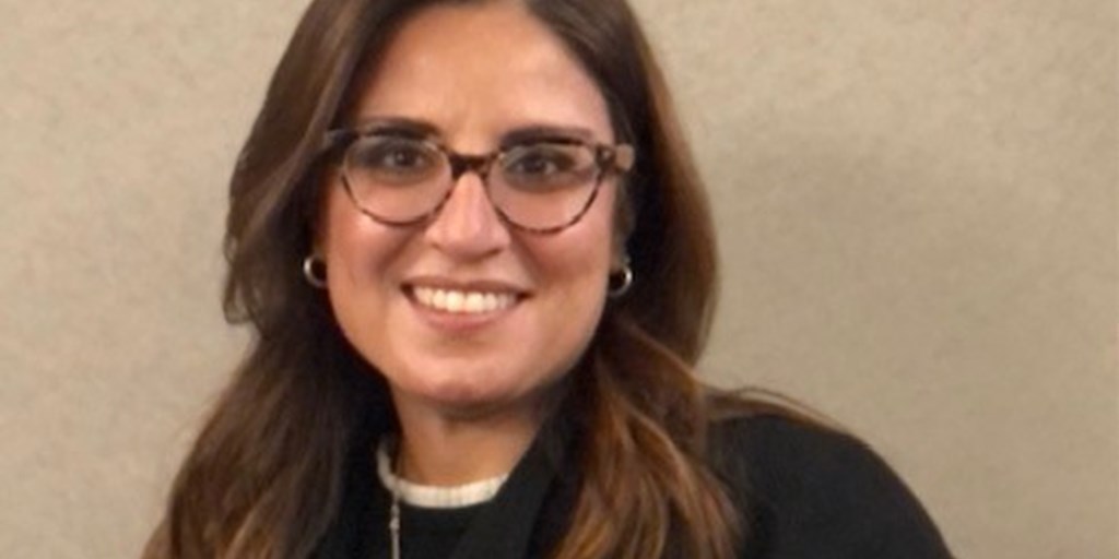 Judge Miday Receives McLin Award