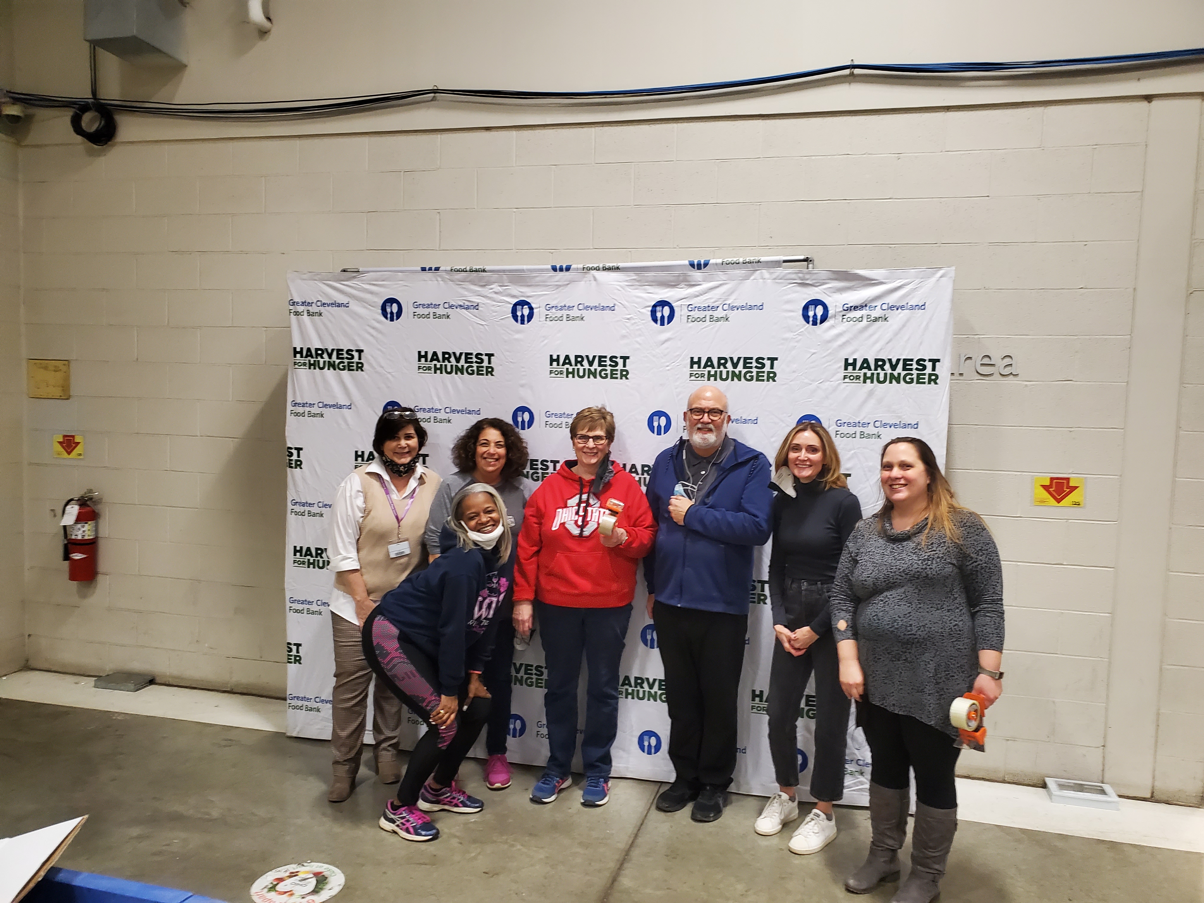 Court Employees Volunteer At Foodbank 3-10-22